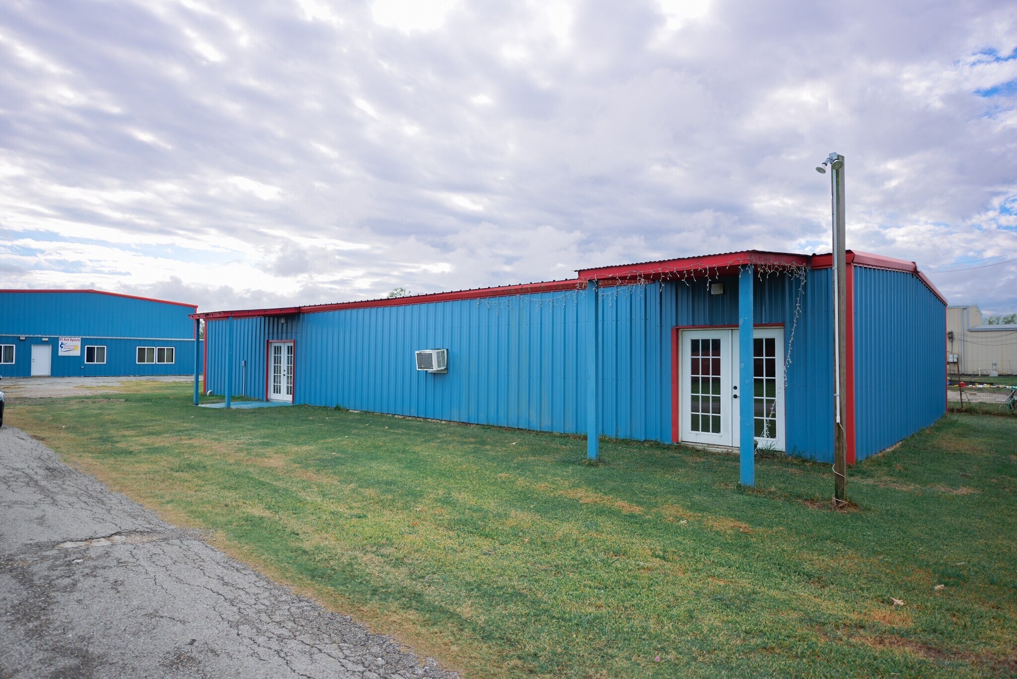 3632 FM 2403, Alvin, TX 77511