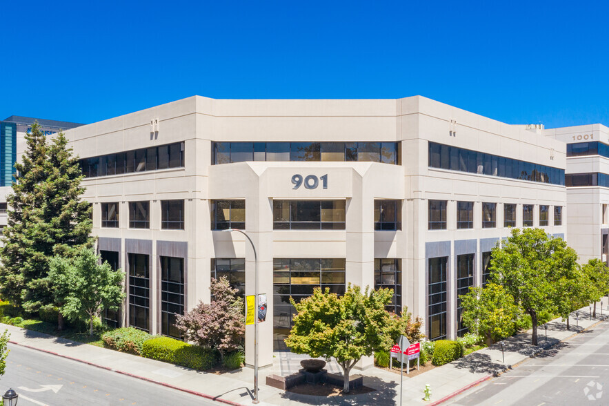 901 Marshall St, Redwood City, CA for lease - Primary Photo - Image 1 of 4