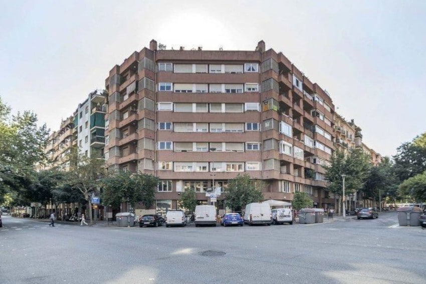 Multifamily in Barcelona, Barcelona for sale - Building Photo - Image 2 of 2