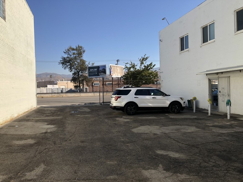 8111 San Fernando Rd, Sun Valley, CA for sale - Building Photo - Image 2 of 19