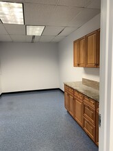 35 E Grassy Sprain Rd, Yonkers, NY for lease Interior Photo- Image 2 of 2