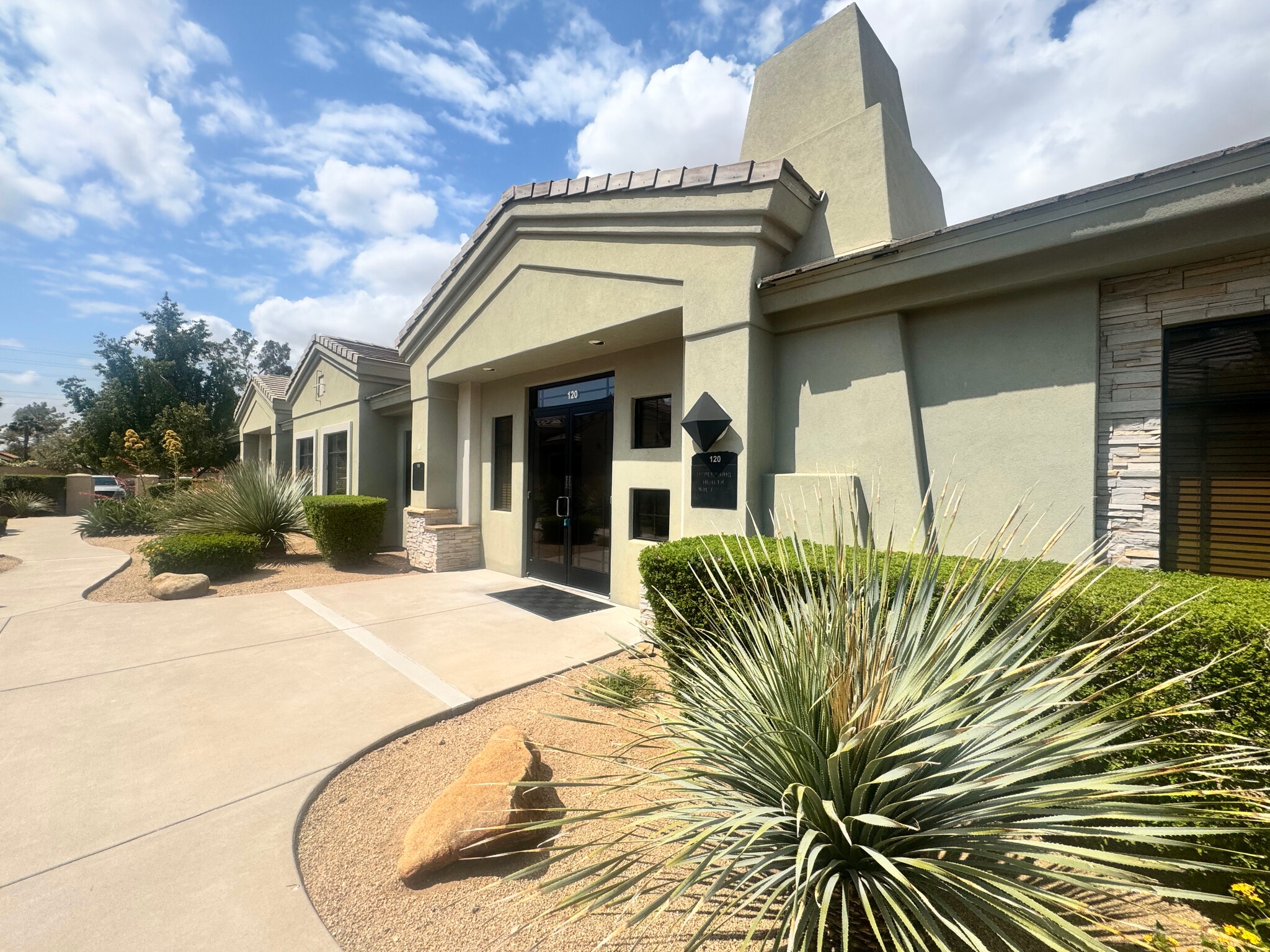 8550 E Shea Blvd, Scottsdale, AZ for lease Building Photo- Image 1 of 6