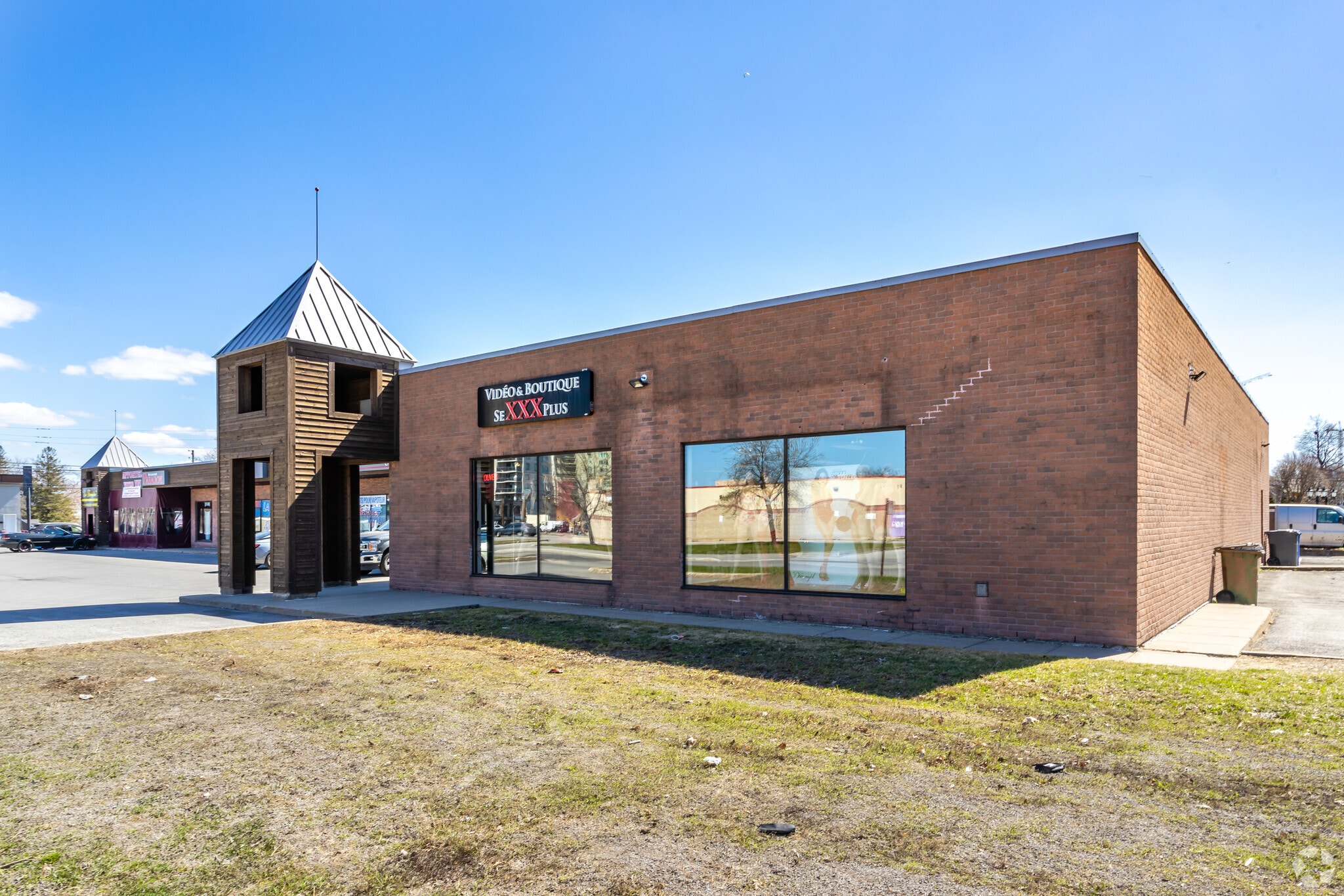 313 Rue Notre-Dame, Repentigny, QC for sale Building Photo- Image 1 of 1