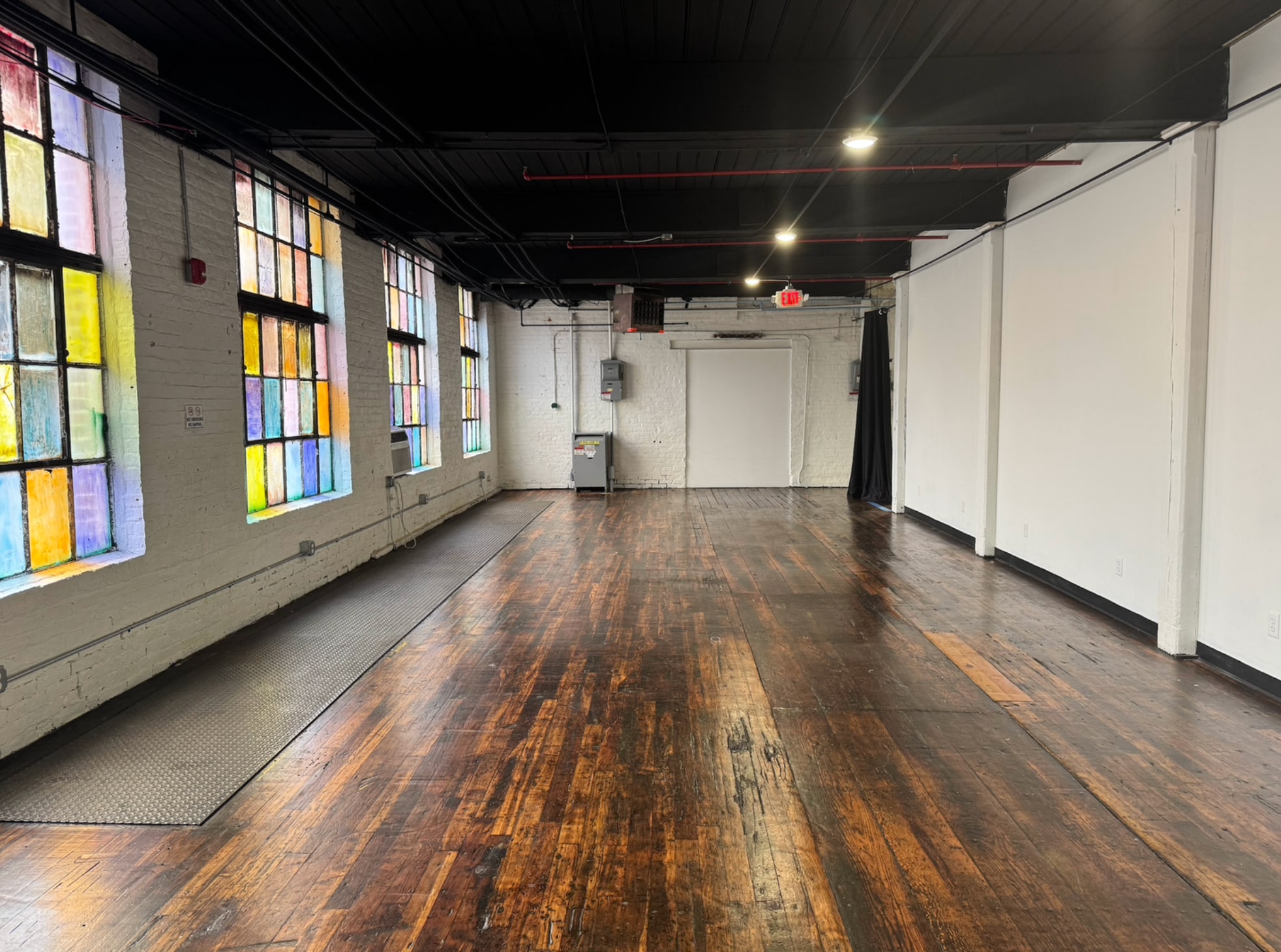 441 E Market St, York, PA for sale Interior Photo- Image 1 of 4