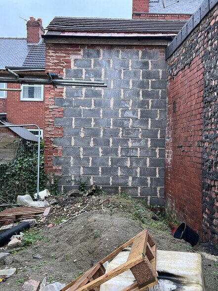 129 Midland Rd, Barnsley for lease - Building Photo - Image 2 of 2