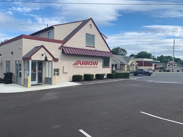 1963 Altamont Ave, Schenectady, NY for sale - Building Photo - Image 2 of 8