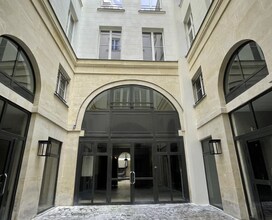 12 Rue Du Sentier, Paris for lease Building Photo- Image 1 of 5