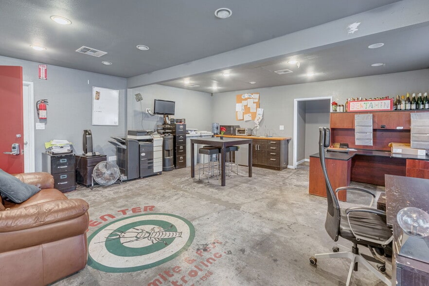 3030 Martin Luther King Jr Blvd, Lynwood, CA for lease - Interior Photo - Image 3 of 23