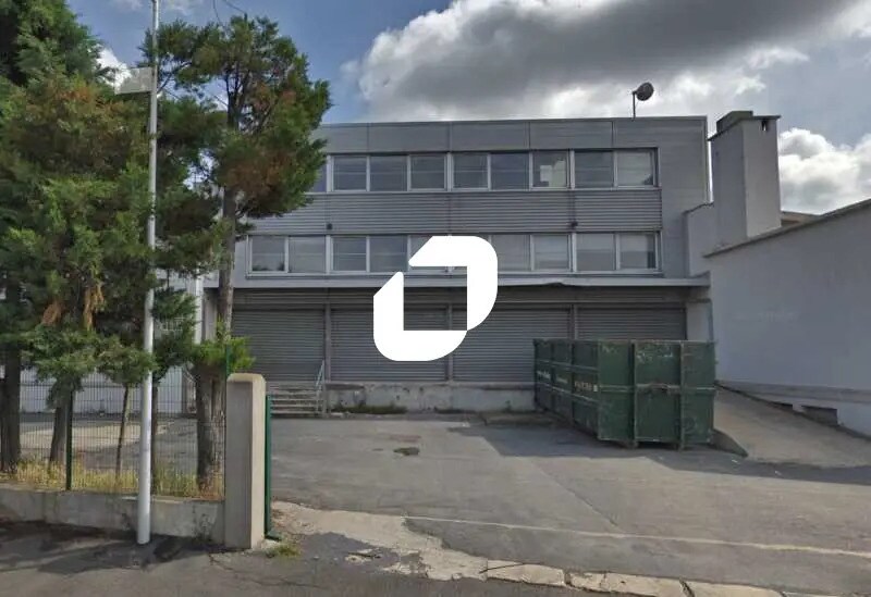 Flex in Nanterre for lease - Building Photo - Image 2 of 5
