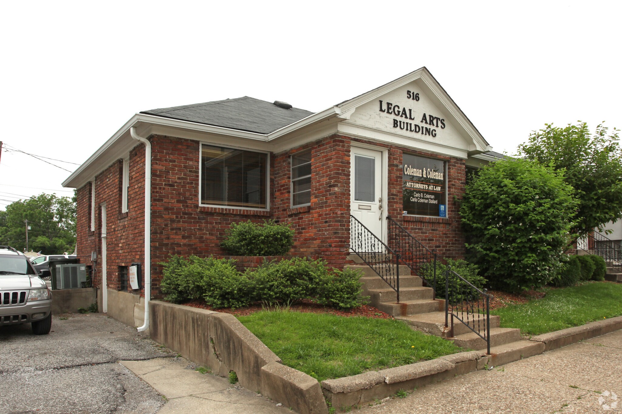 516 Court Ave, Jeffersonville, IN for sale Primary Photo- Image 1 of 1