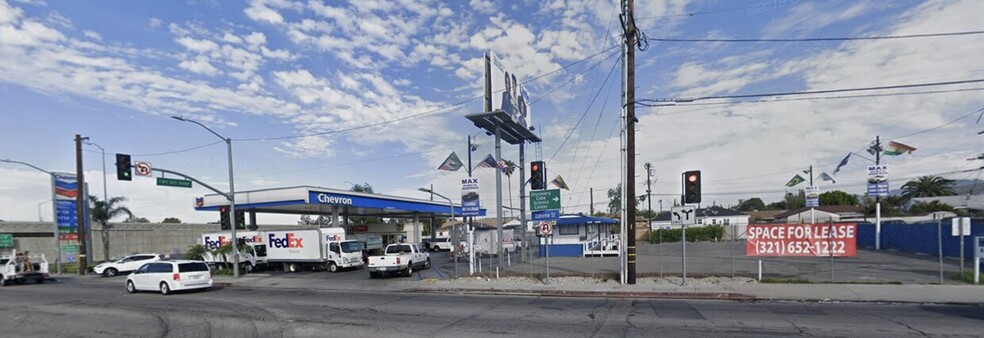 13243 Osborne St, Arleta, CA for lease - Primary Photo - Image 1 of 5