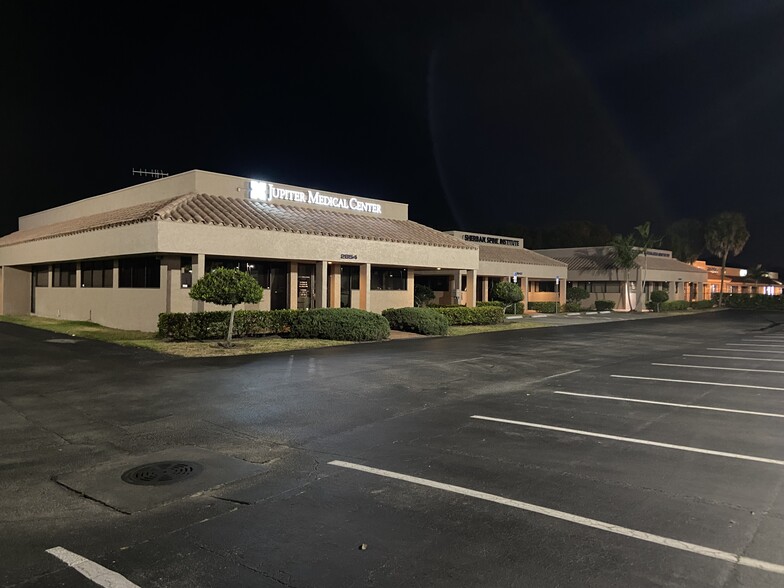 2836-2854 SE Federal Hwy, Stuart, FL for lease - Building Photo - Image 2 of 16