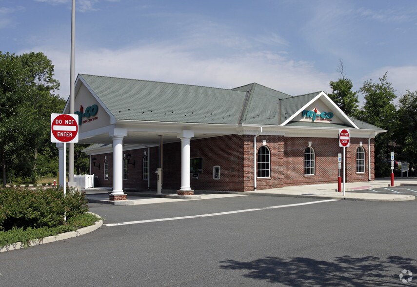 68 US Highway 46, Hackettstown, NJ 07840