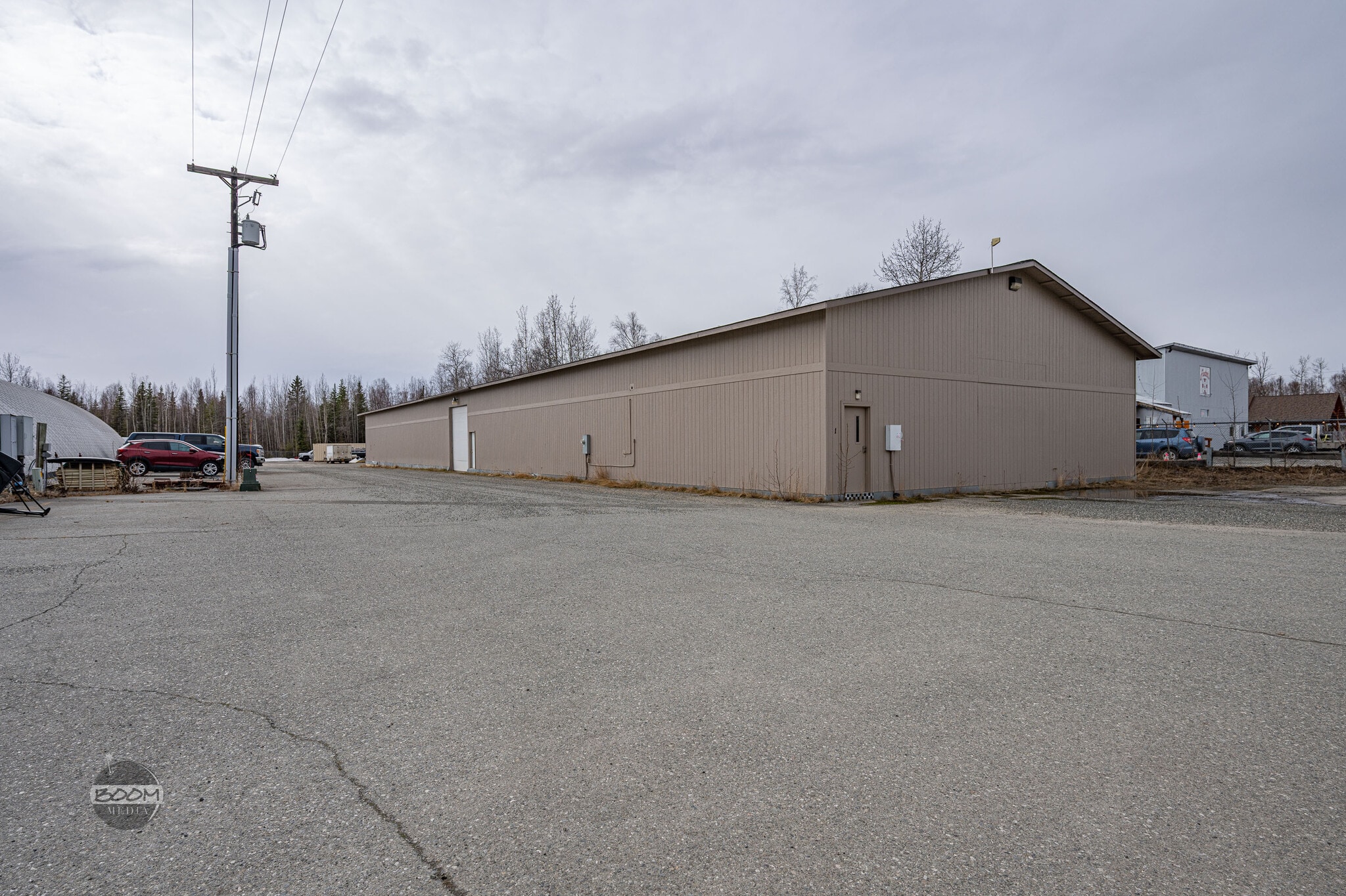 3042 S Big Lake Rd, Wasilla, AK for lease Building Photo- Image 1 of 19