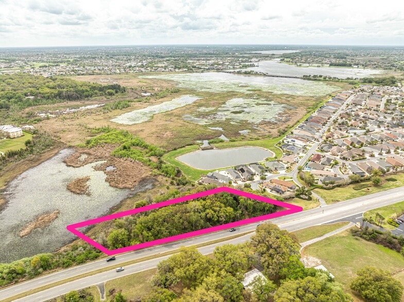 8769 County 466 Rd, Lady Lake, FL for sale - Primary Photo - Image 1 of 9