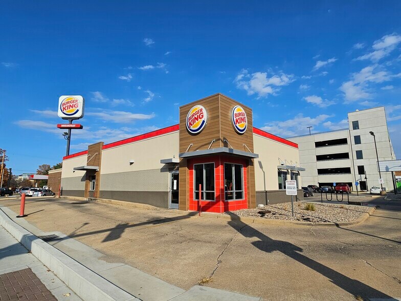 1328 Laramie St, Manhattan, KS for sale - Primary Photo - Image 1 of 1