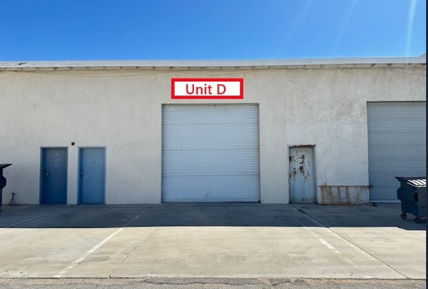 13580 Nomwaket Rd, Apple Valley, CA for lease Interior Photo- Image 1 of 6