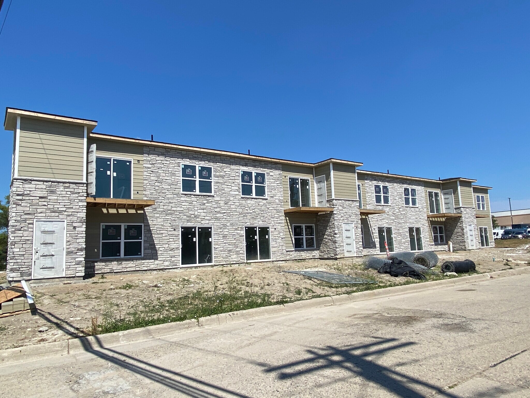 1251 E Woodward Heights Blvd, Hazel Park, MI for sale Building Photo- Image 1 of 1