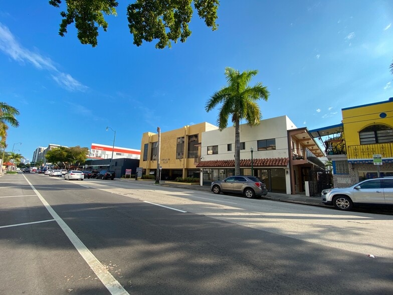 2268 SW 8th St, Miami, FL for sale - Building Photo - Image 2 of 12