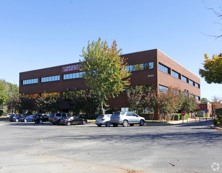 2901 Wall Triana Hwy, Huntsville, AL for lease - Primary Photo - Image 1 of 10