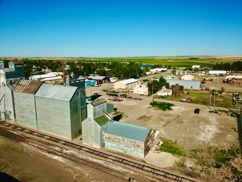 120 4th Ave SE, Conrad, MT 59425 Golden Triangle Grain Elevator