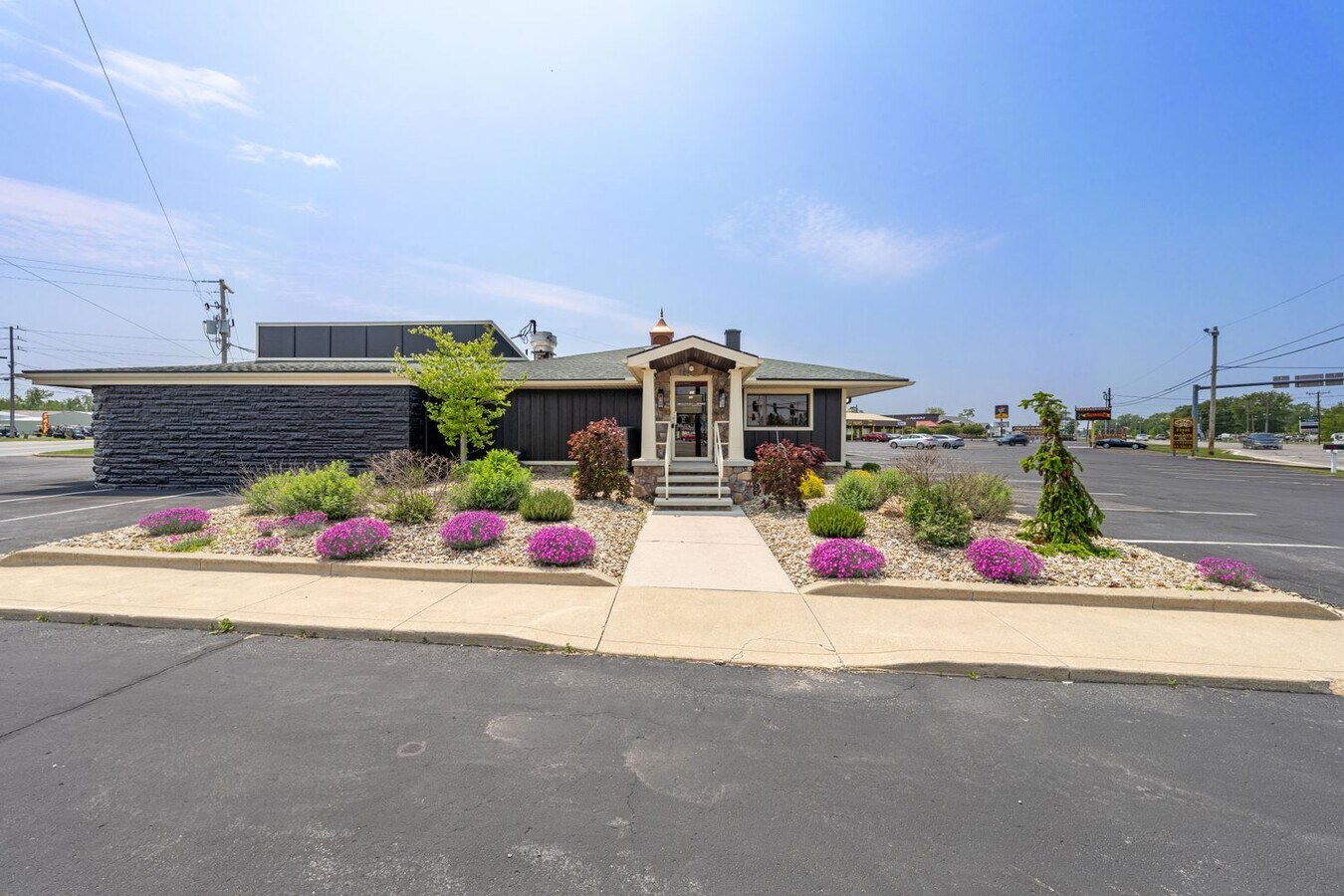 2940 E Harbor Rd, Port Clinton, OH 43452 Retail for Sale