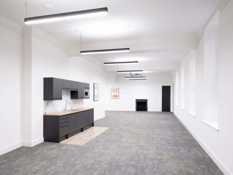 24-28 Bothwell St, Glasgow for lease - Building Photo - Image 2 of 5