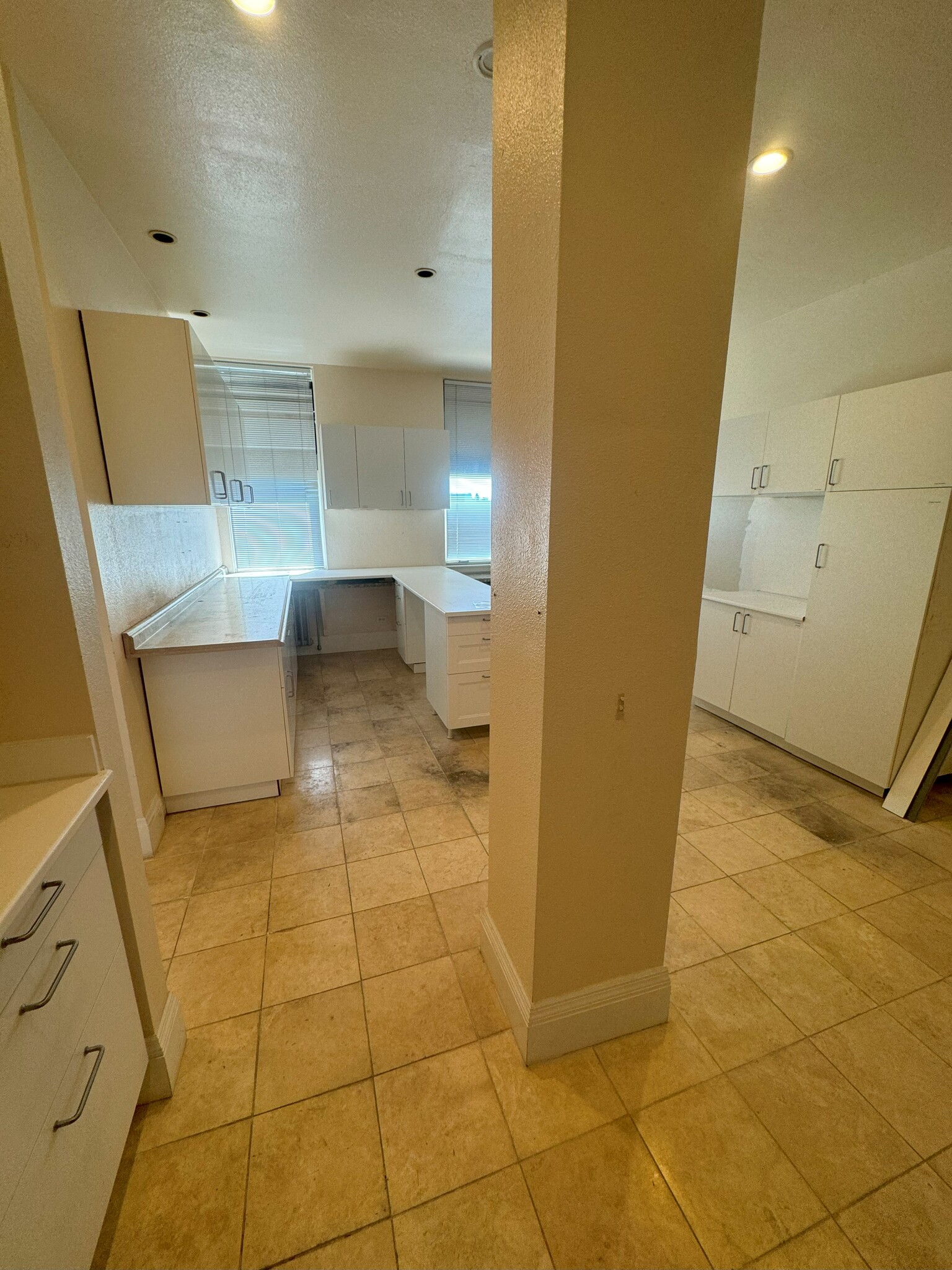 400 29th St, Oakland, CA for lease Interior Photo- Image 1 of 1