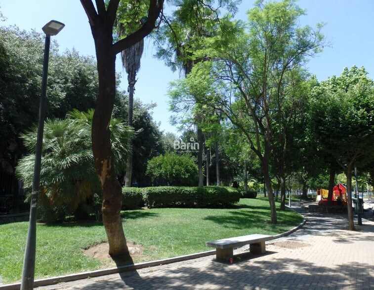 Retail in Córdoba, Córdoba for sale - Building Photo - Image 1 of 7