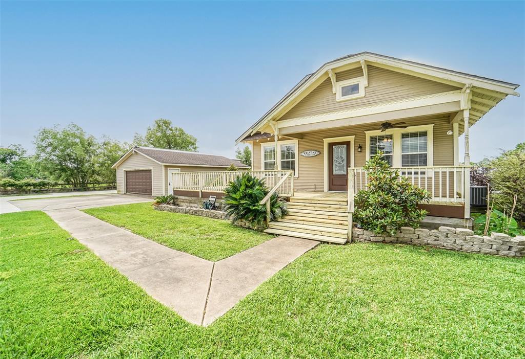 17219 Fir Rd, Alvin, TX for sale Primary Photo- Image 1 of 1