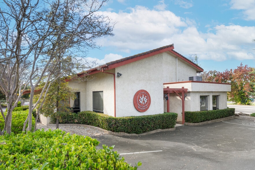 4450 El Camino Real, Atascadero, CA for sale - Building Photo - Image 2 of 31