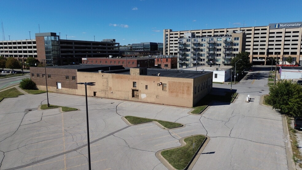 1100 Cherry St, Des Moines, IA for lease - Building Photo - Image 2 of 17