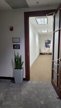 470 Olde Worthington Rd, Westerville, OH for lease Interior Photo- Image 1 of 13