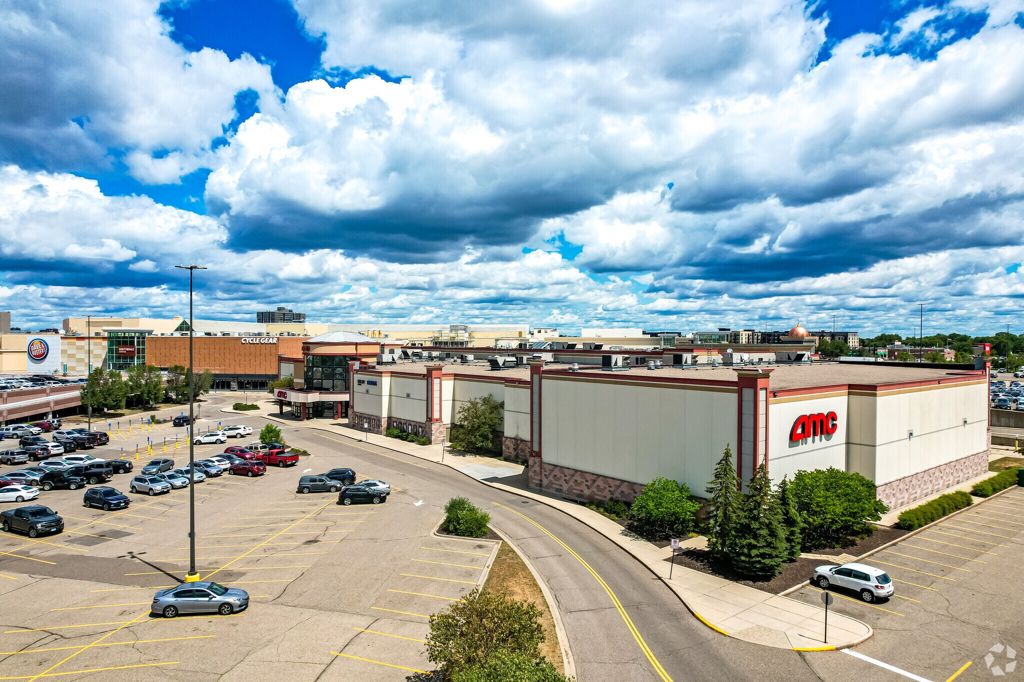 10 Southdale Ctr, Edina, MN for sale Primary Photo- Image 1 of 1