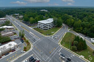 3300 Battleground Ave, Greensboro, NC - AERIAL  map view - Image1