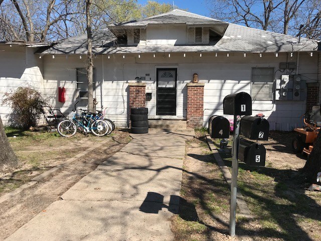 208 W 7th St, Bonham, TX for sale Other- Image 1 of 1