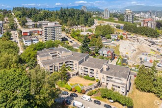 65 First St, New Westminster, BC - AERIAL  map view