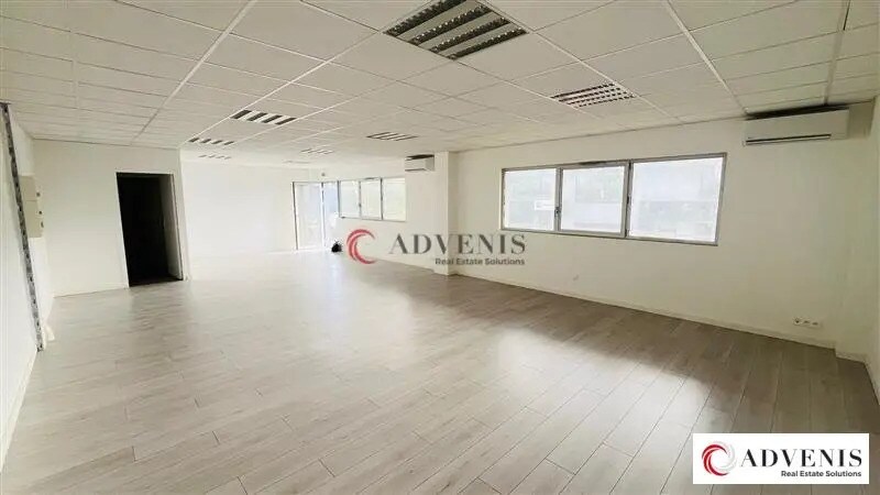 Office in Canéjan for lease - Interior Photo - Image 3 of 7