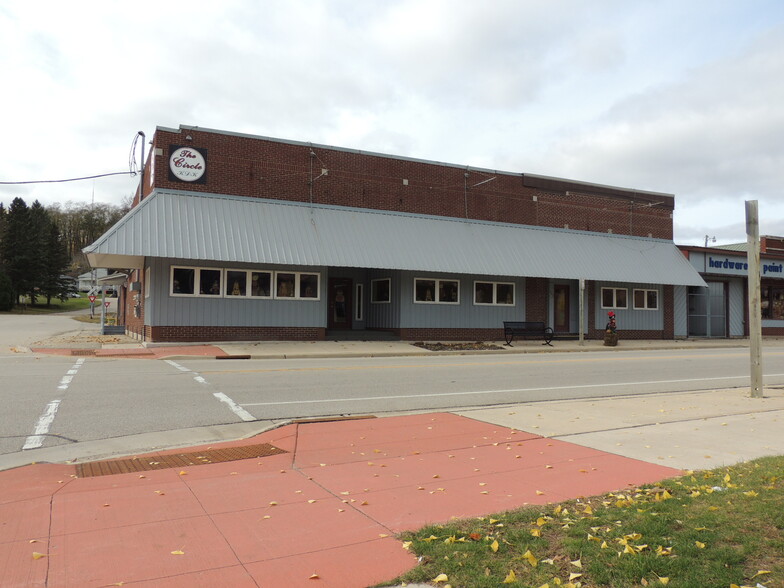 703 Main St, Wausaukee, WI for sale - Building Photo - Image 1 of 9