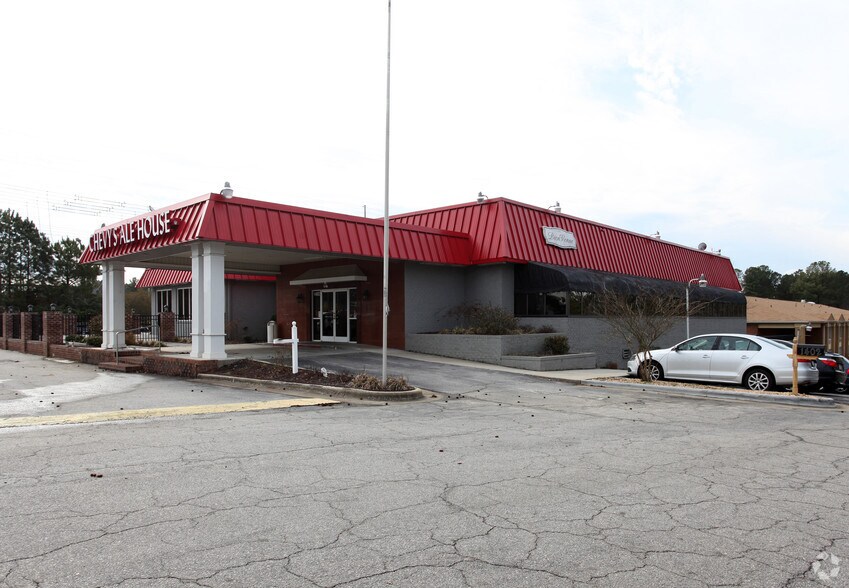 1402 E Williams St, Apex, NC for sale - Building Photo - Image 1 of 1