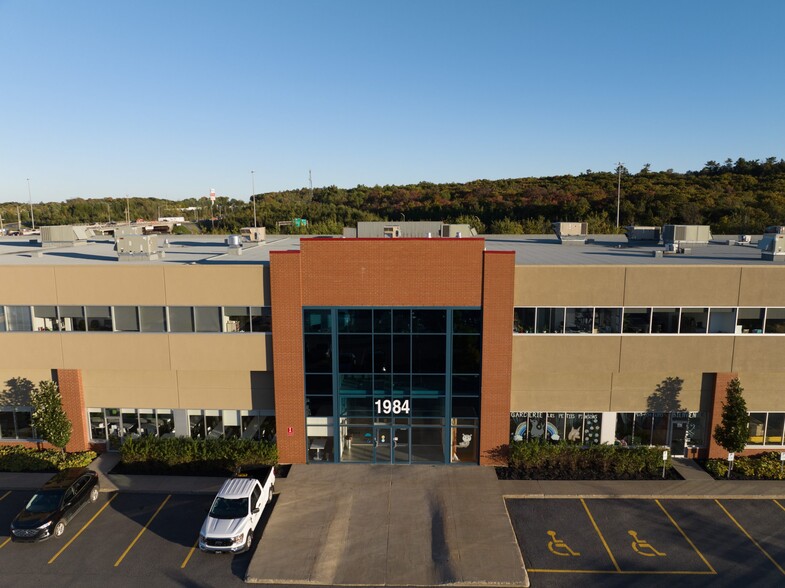 1984 5E Rue, Lévis, QC for lease - Building Photo - Image 1 of 8