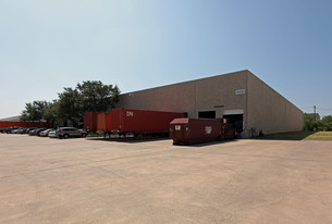 4430 Simonton Rd, Farmers Branch TX - Warehouse