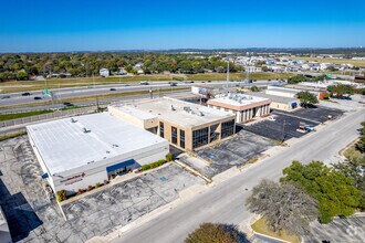 10737 Gulfdale St, San Antonio, TX - Aerial map view