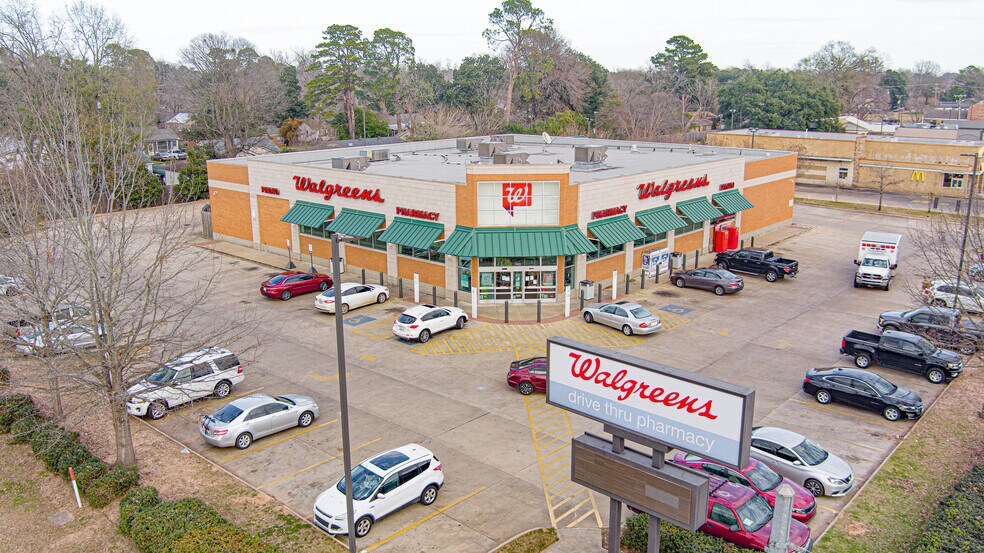 300 Keyser Ave, Natchitoches, LA for sale - Primary Photo - Image 1 of 1