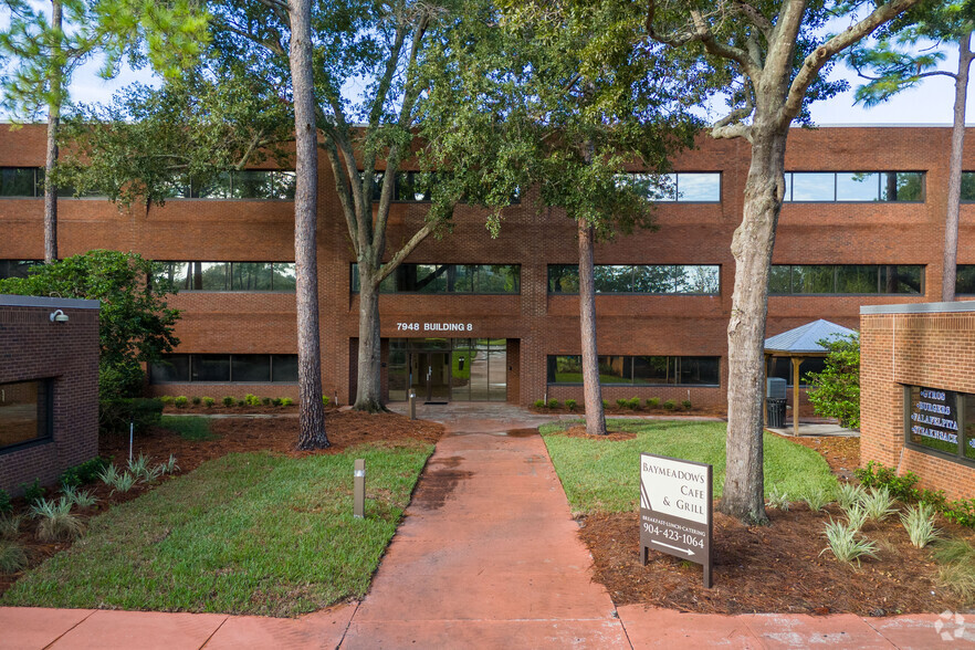 7960 Baymeadows Way, Jacksonville, FL for lease - Building Photo - Image 3 of 10