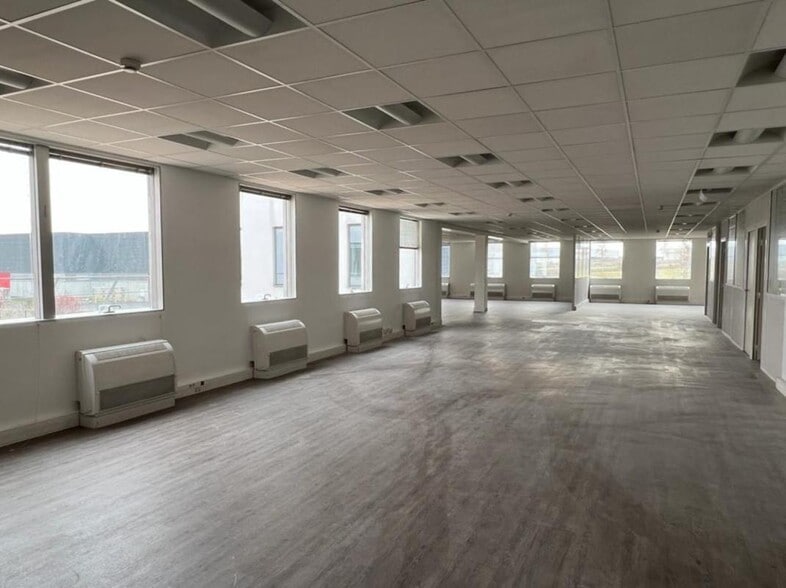 5 Rue Jacques Rueff, Antony for lease - Interior Photo - Image 3 of 12