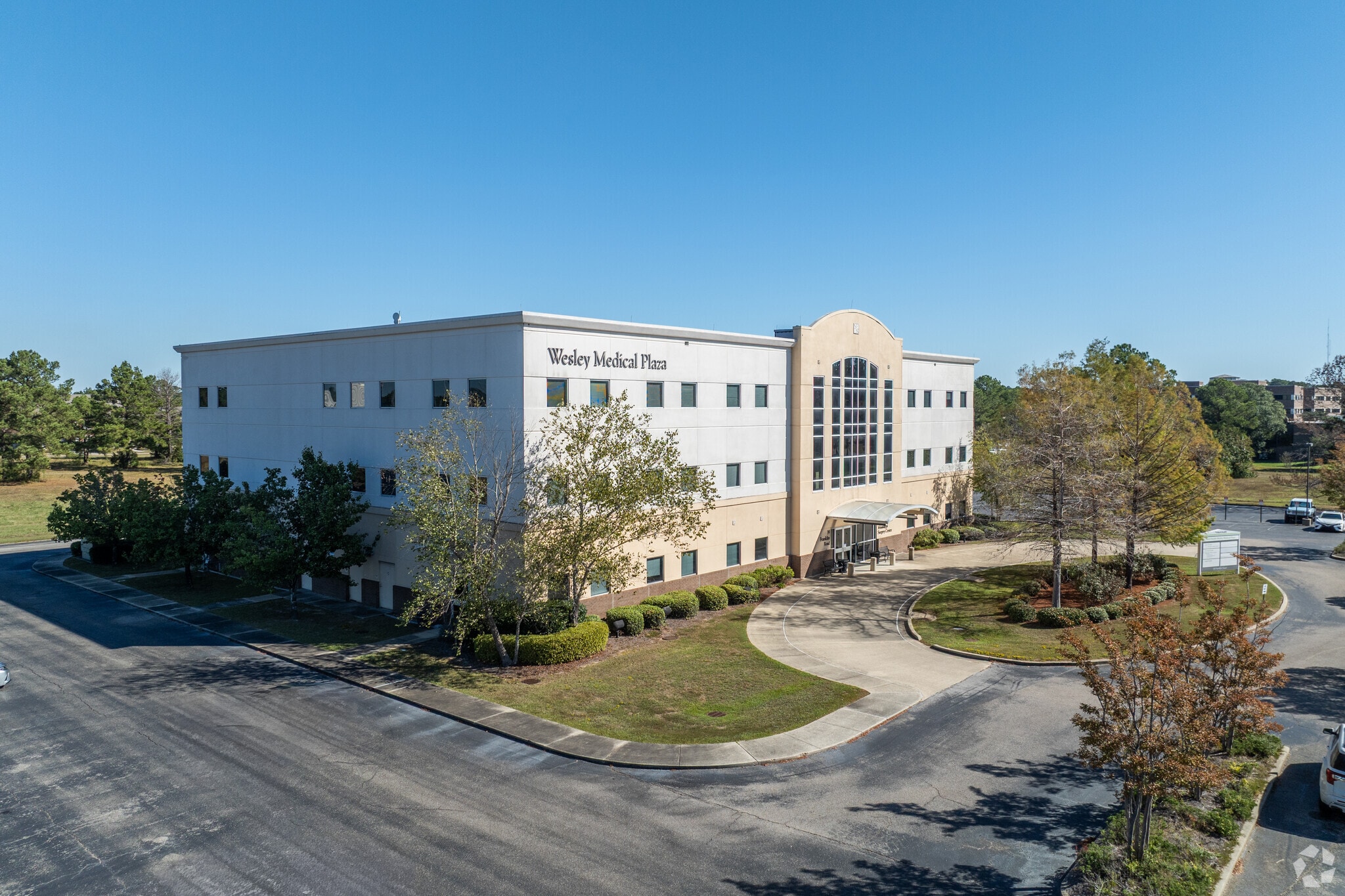 39 Franklin Rd, Hattiesburg, MS for lease Building Photo- Image 1 of 22