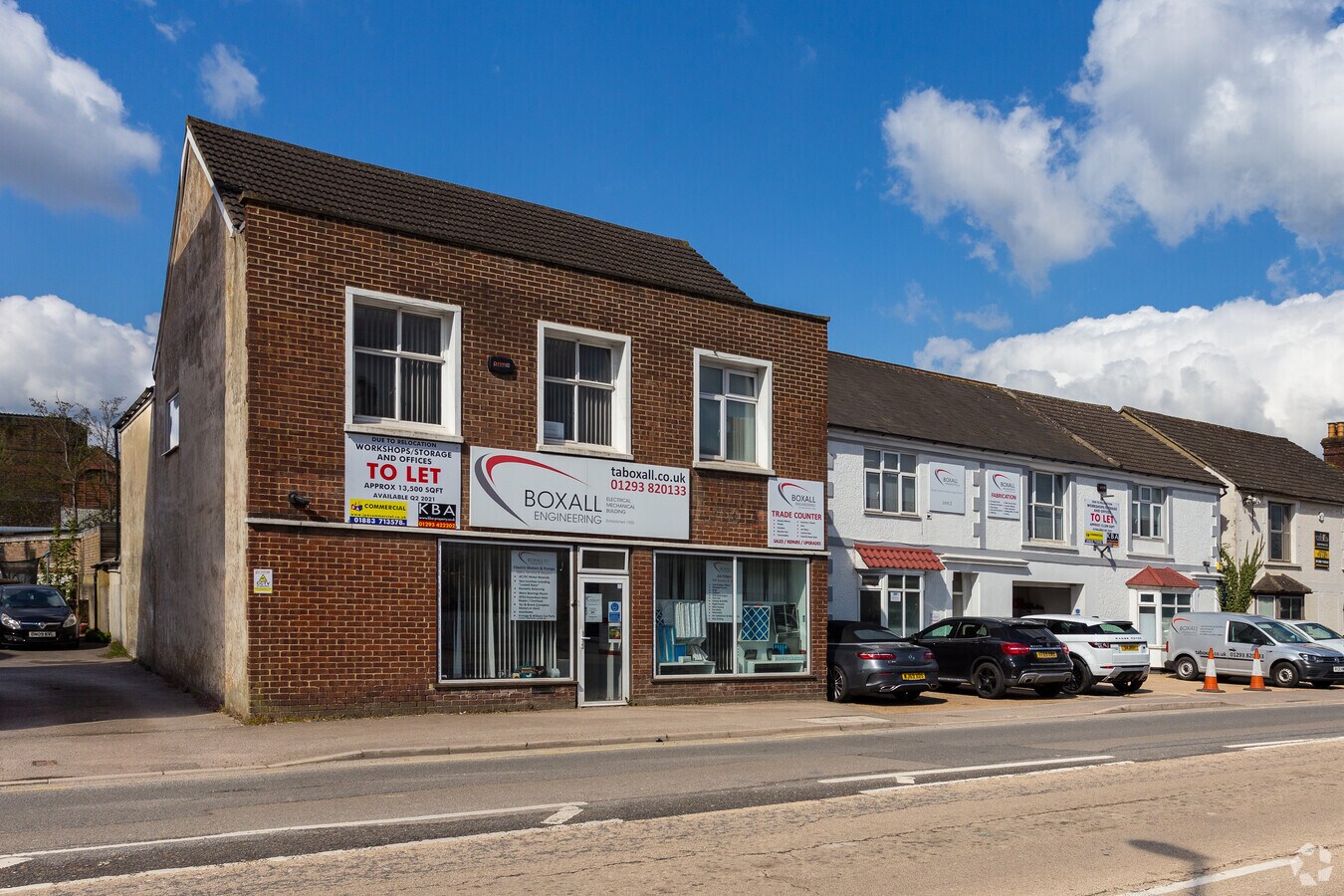 20 Rd, Horley, RH6 9HR