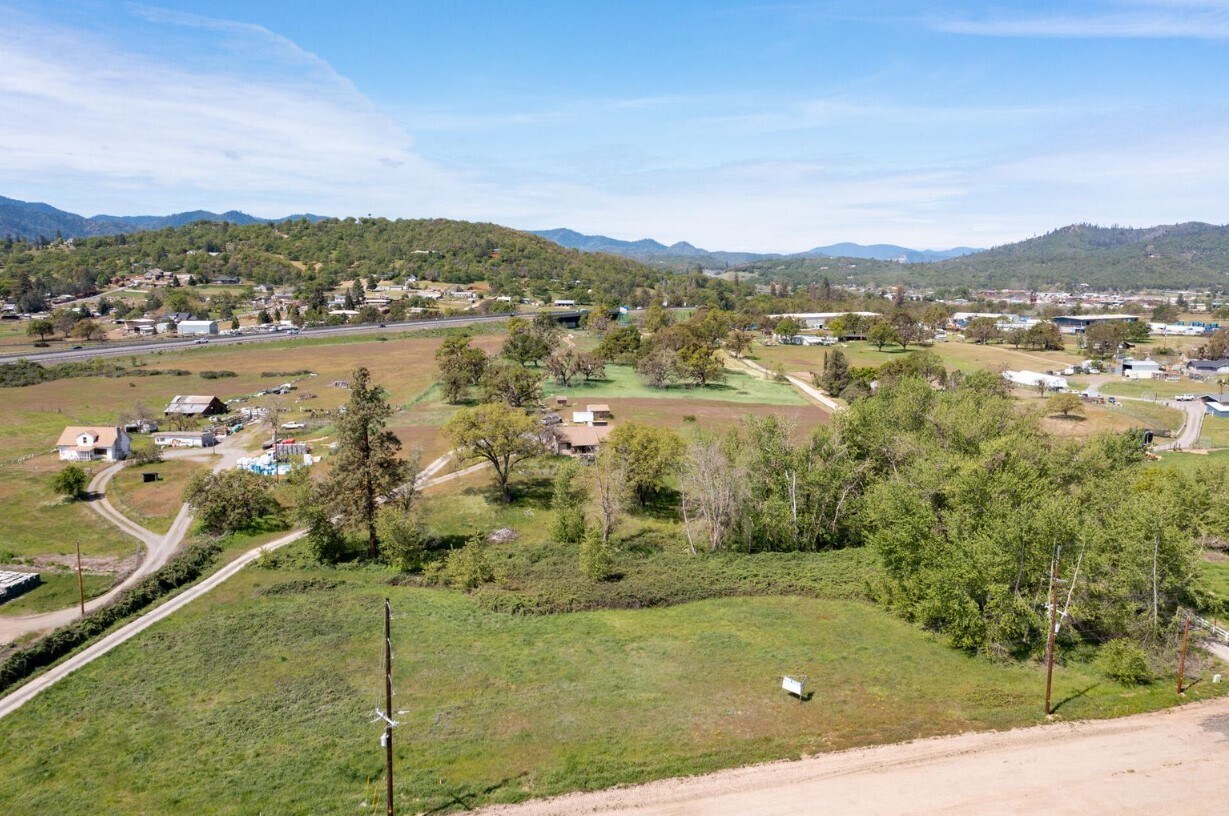 6535 Blackwell Rd, Central Point, OR for sale Building Photo- Image 1 of 1