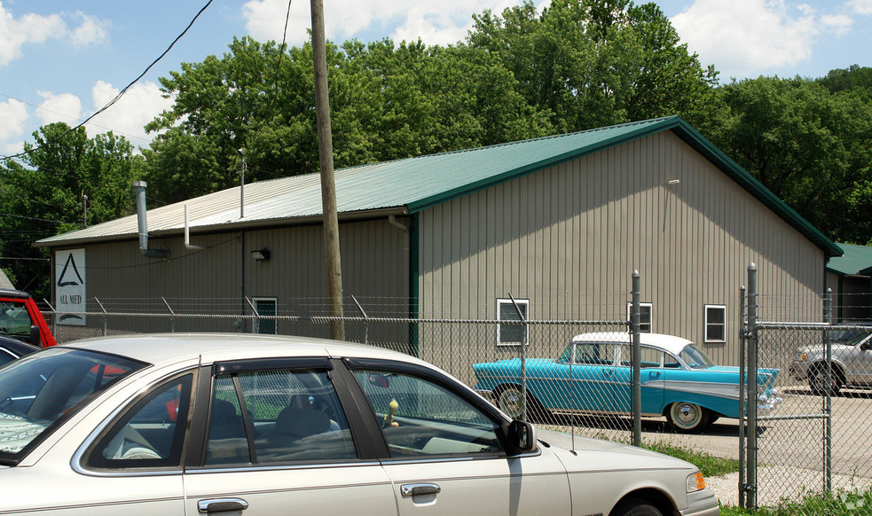 2340 23rd St, Nitro, WV for lease - Building Photo - Image 3 of 39